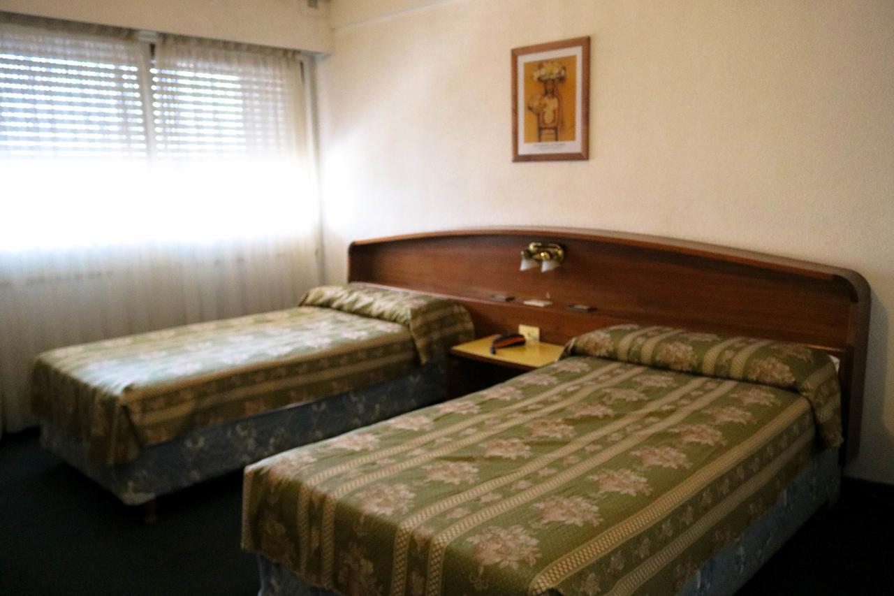 Avant Park Hotel ラ・リオハ エクステリア 写真